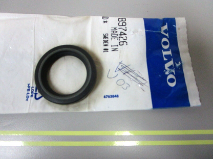 *NEW OEM* 0750 Volvo Penta OIL SEAL 897426