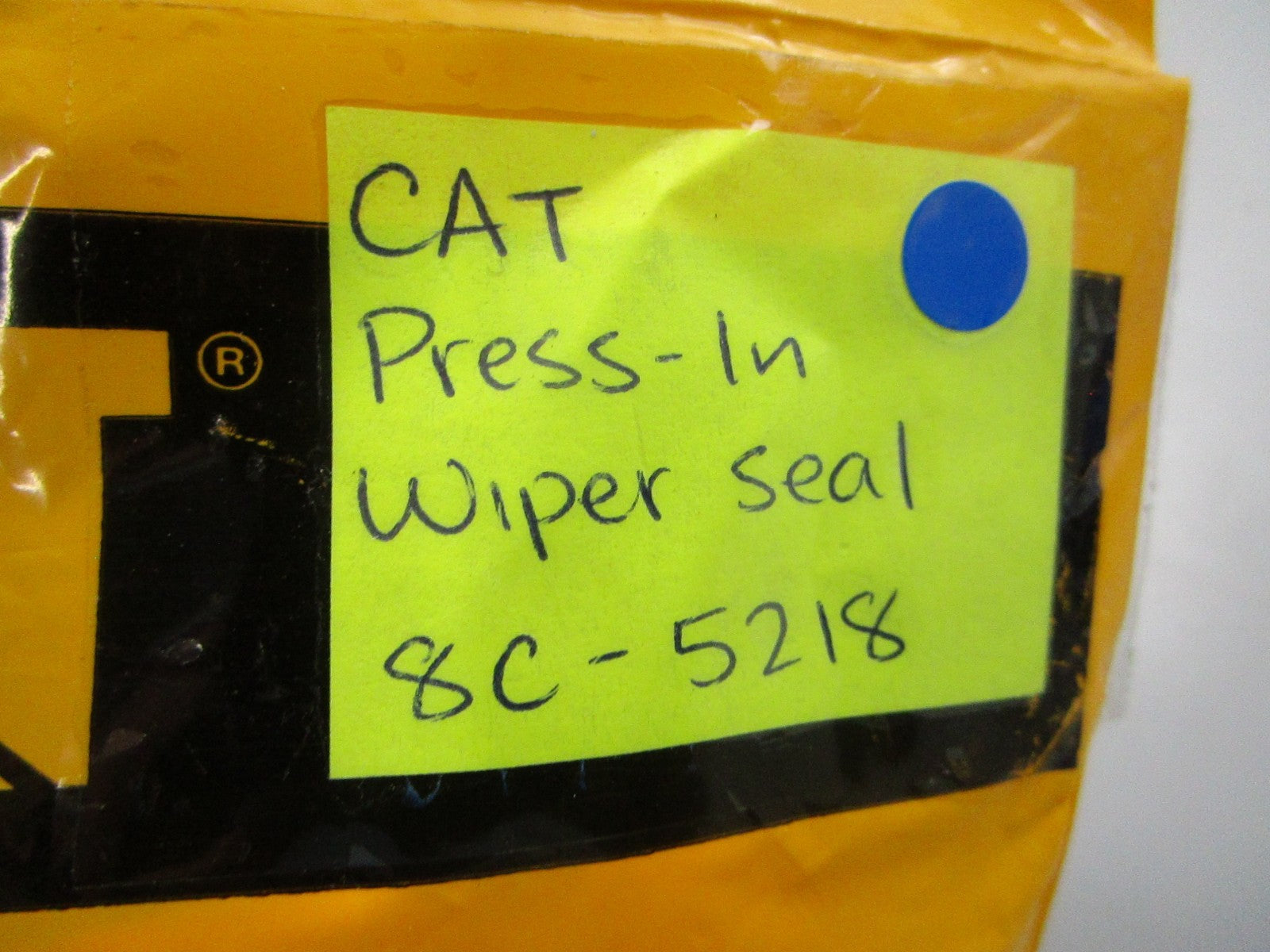NEW OEM 8C-5128 CAT Press-In Wiper Seal 0810
