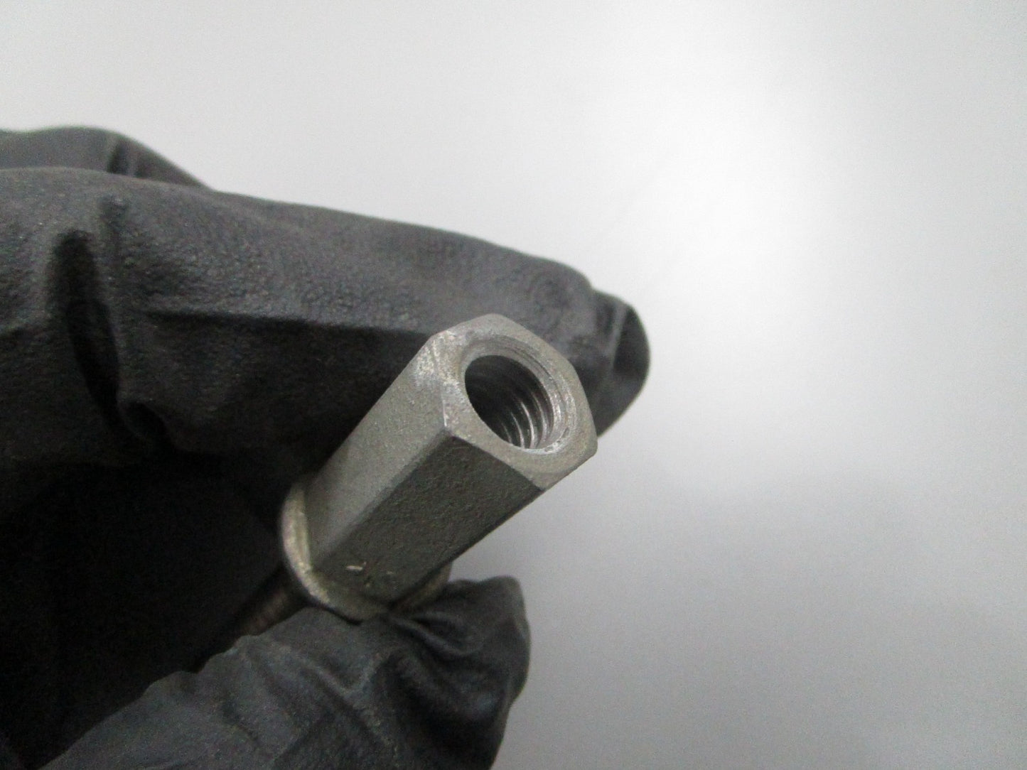 *NEW OEM* 0810 Mercury Quicksilver Screw 10-13450