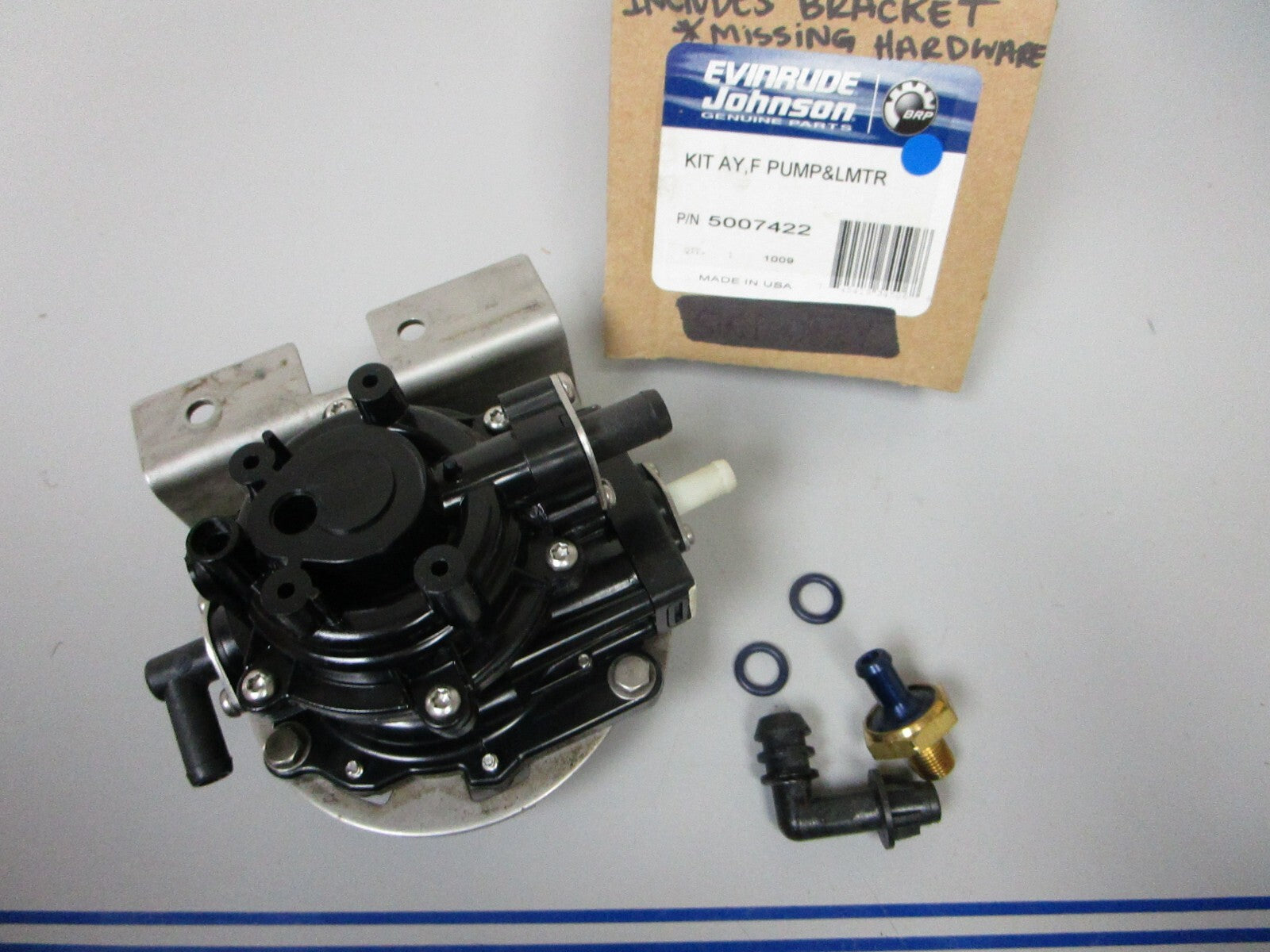 *NEW OEM* 0720 OMC Johnson Evinrude Fuel Pump Kit 5007422