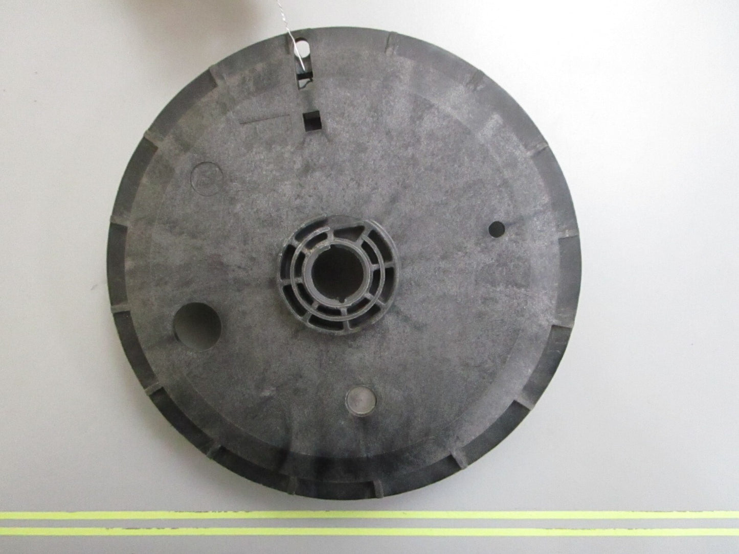 *NEW OEM* 0820 OMC Johnson Evinrude Pulley & Pin 435741 0435741