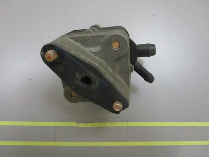 *NEW OEM* 0810 OMC Johnson Evinrude Fuel Pump 391667 0391667