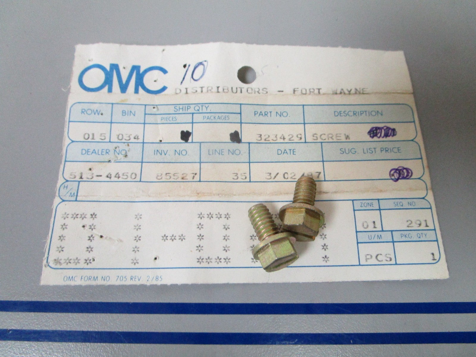 NEW OEM (LOT OF 2) 323429 0323429 OMC Johnson Evinrude Screw 0810