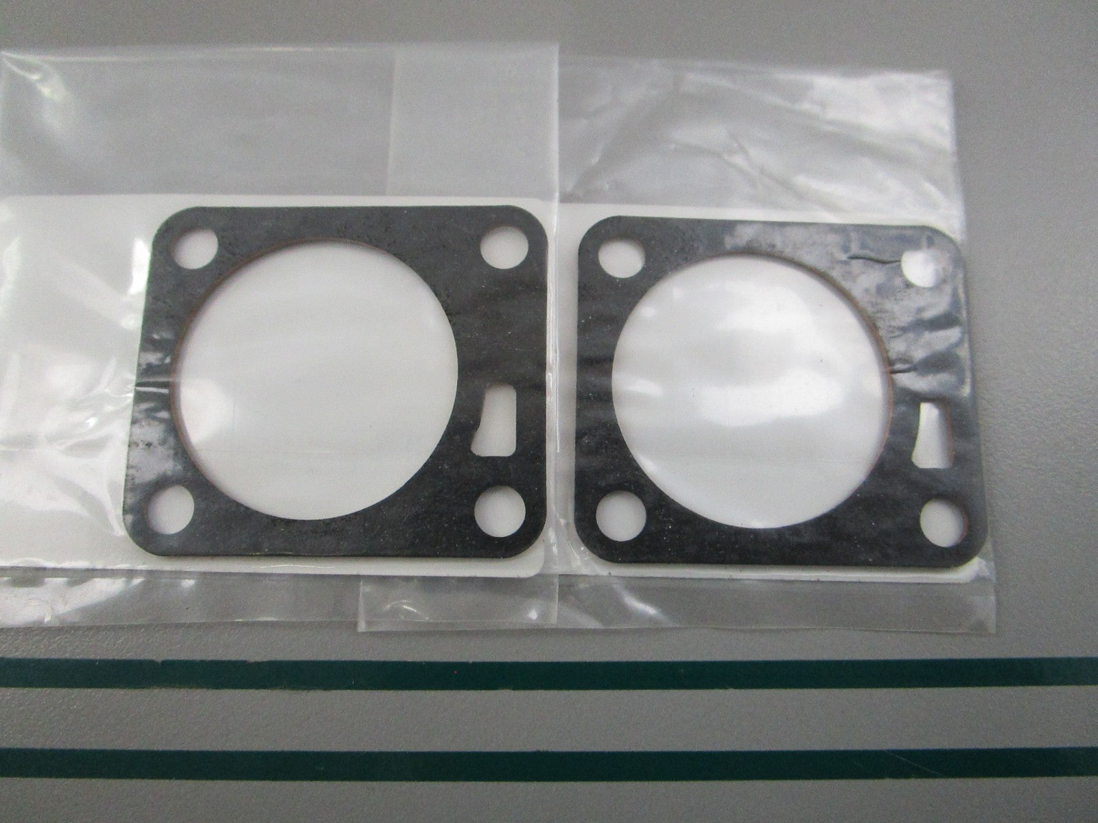 NEW OEM (LOT OF 2) 3C8-04028-0 3C8040280 Tohatsu Packing Body 0810