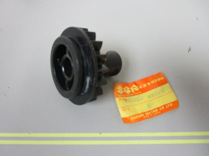 *NEW OEM* 0720 Suzuki Starter Pinion 18261-98300