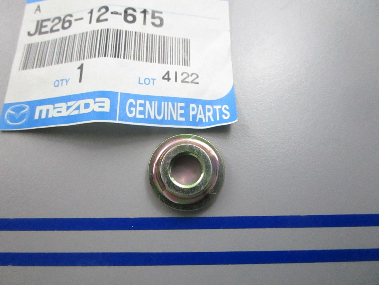 NEW OEM JE26-12-615 Mazda Collar 0810
