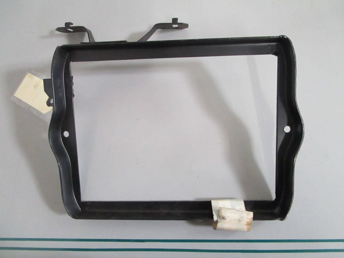 NEW OEM 108400523 Mercedes-Benz Mounting Frame 0820