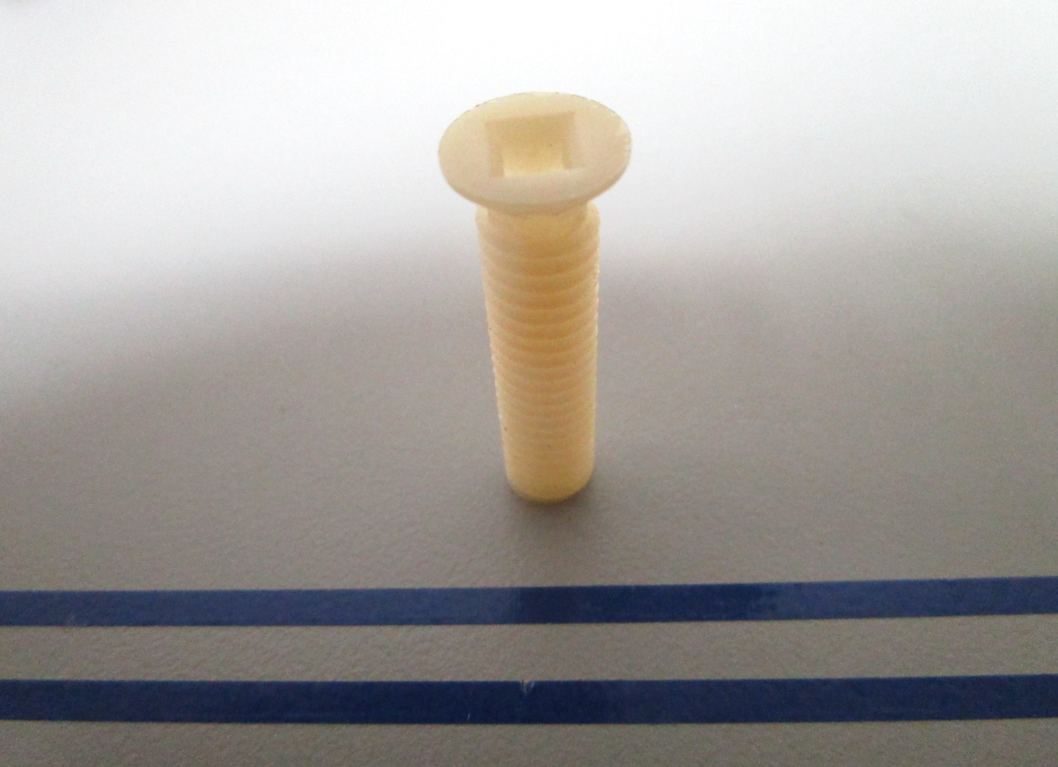 NEW OEM 312068 0312068 OMC Johnson Evinrude Screw 0810