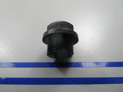 *NEW OEM* 0810 OMC Johnson Evinrude Cap 331864 0331864