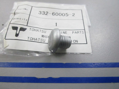 NEW OEM 332-60005-2 332600052 Tohatsu Plug 0810