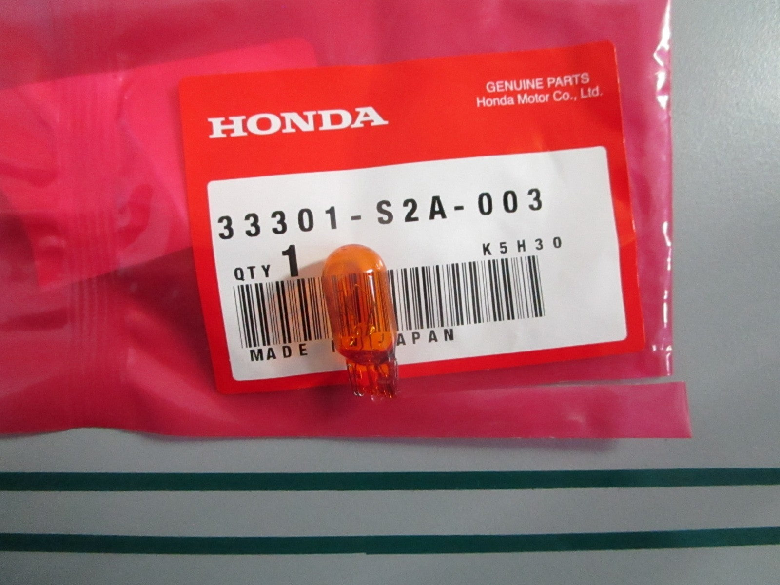 NEW OEM 33301-S2A-003 Honda Bulb 0820