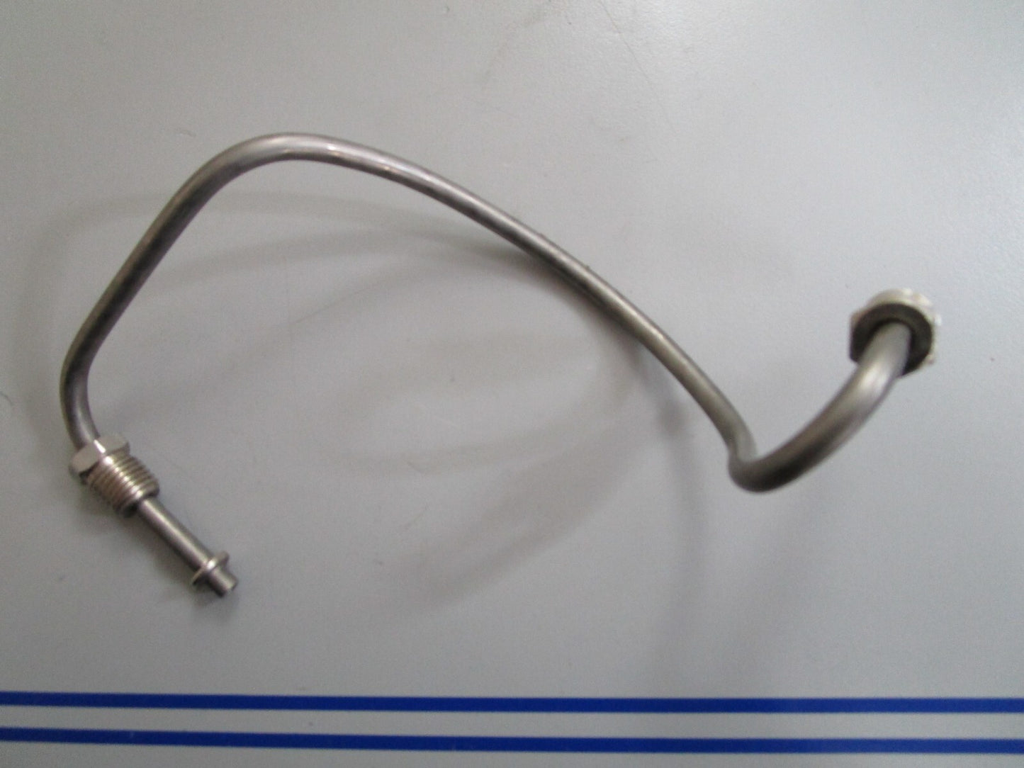 *NEW OEM* 0810 OMC Johnson Evinrude Upper Oil Line 390443 0390443