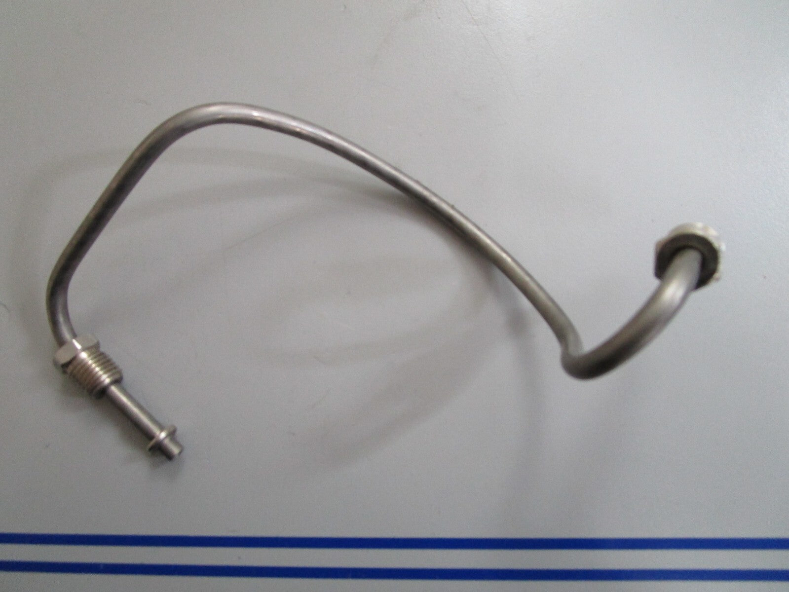 *NEW OEM* 0810 OMC Johnson Evinrude Upper Oil Line 390443 0390443