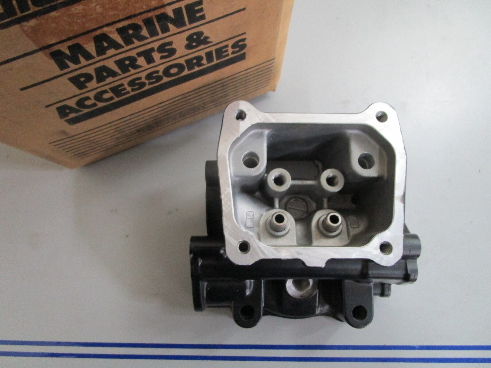 *NEW OEM* 0820 Mercury Quicksilver Cylinder Head 979-804767T