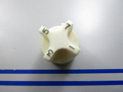 *NEW OEM* 0810 OMC Johnson Evinrude Adjusting Knob 205231 0205231