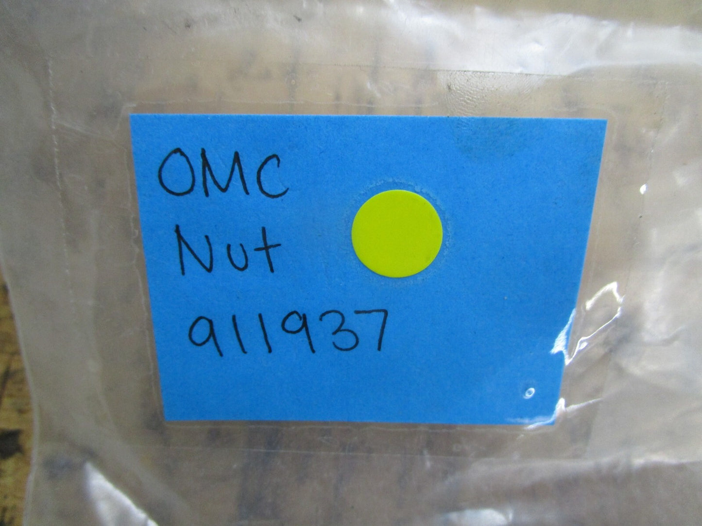 *NEW OEM* 0810 OMC Johnson Evinrude Nut 911937 0911937