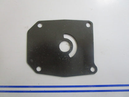*NEW OEM* 0810 OMC Johnson Evinrude Impeller Housing Plate 320981 0320981