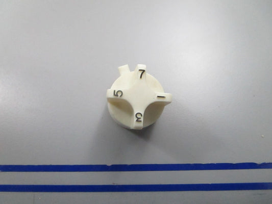 *NEW OEM* 0810 OMC Johnson Evinrude Adjusting Knob 205231 0205231