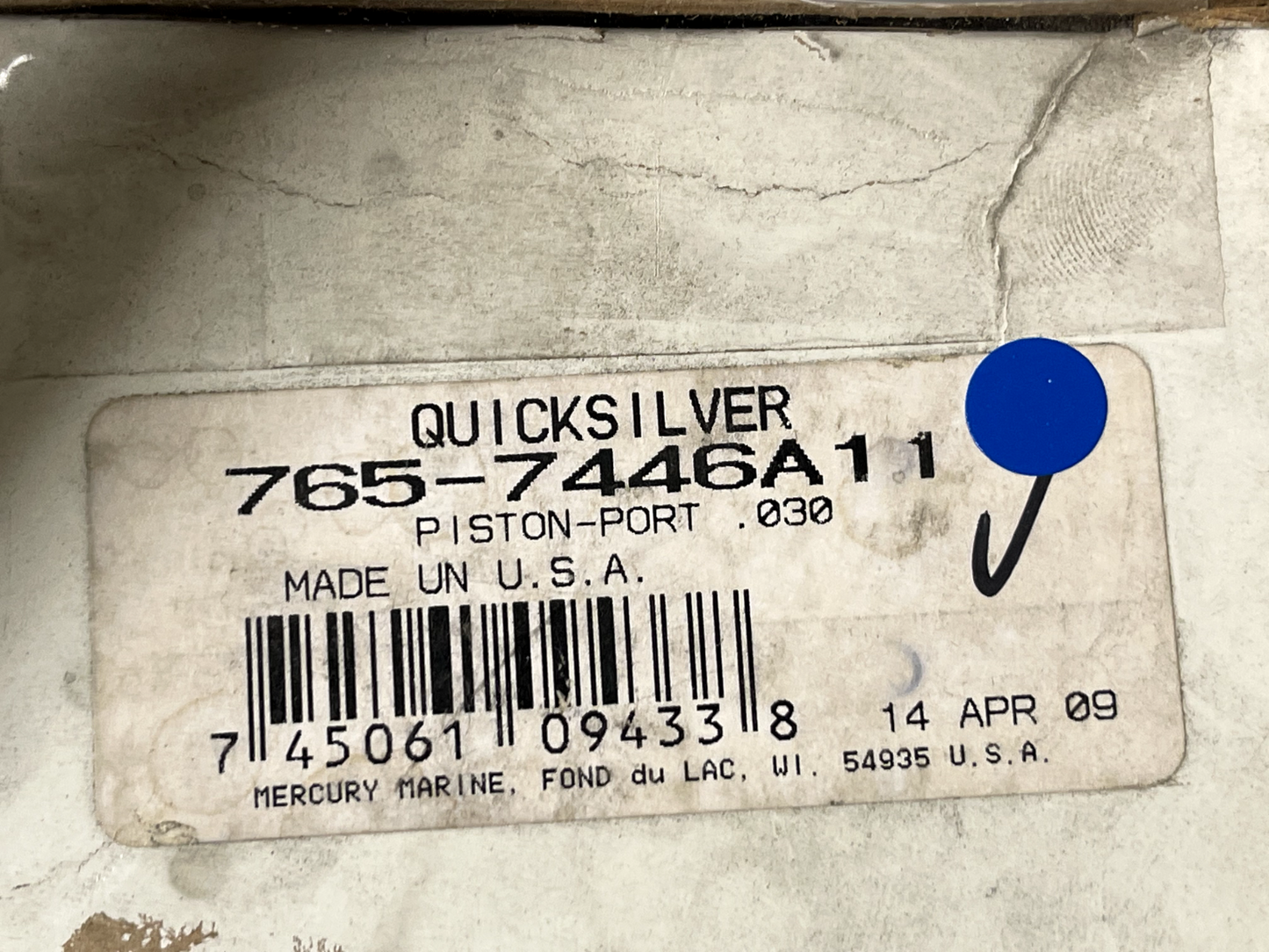 *NEW OEM* 0670 Mercury Quicksilver Port Piston 7446A11
