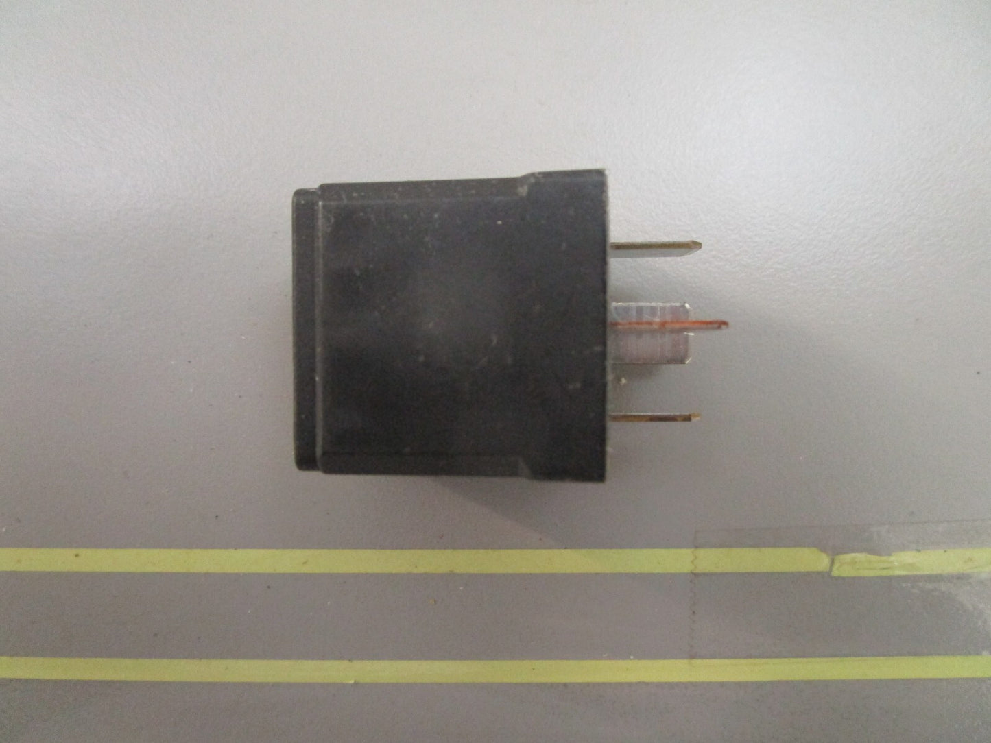 *NEW OEM* 0810 OMC Johnson Evinrude Relay 3858809