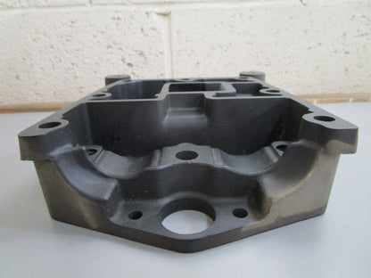 *NEW OEM* 0820 OMC Johnson Evinrude Adaptor 336274 0336274 336307