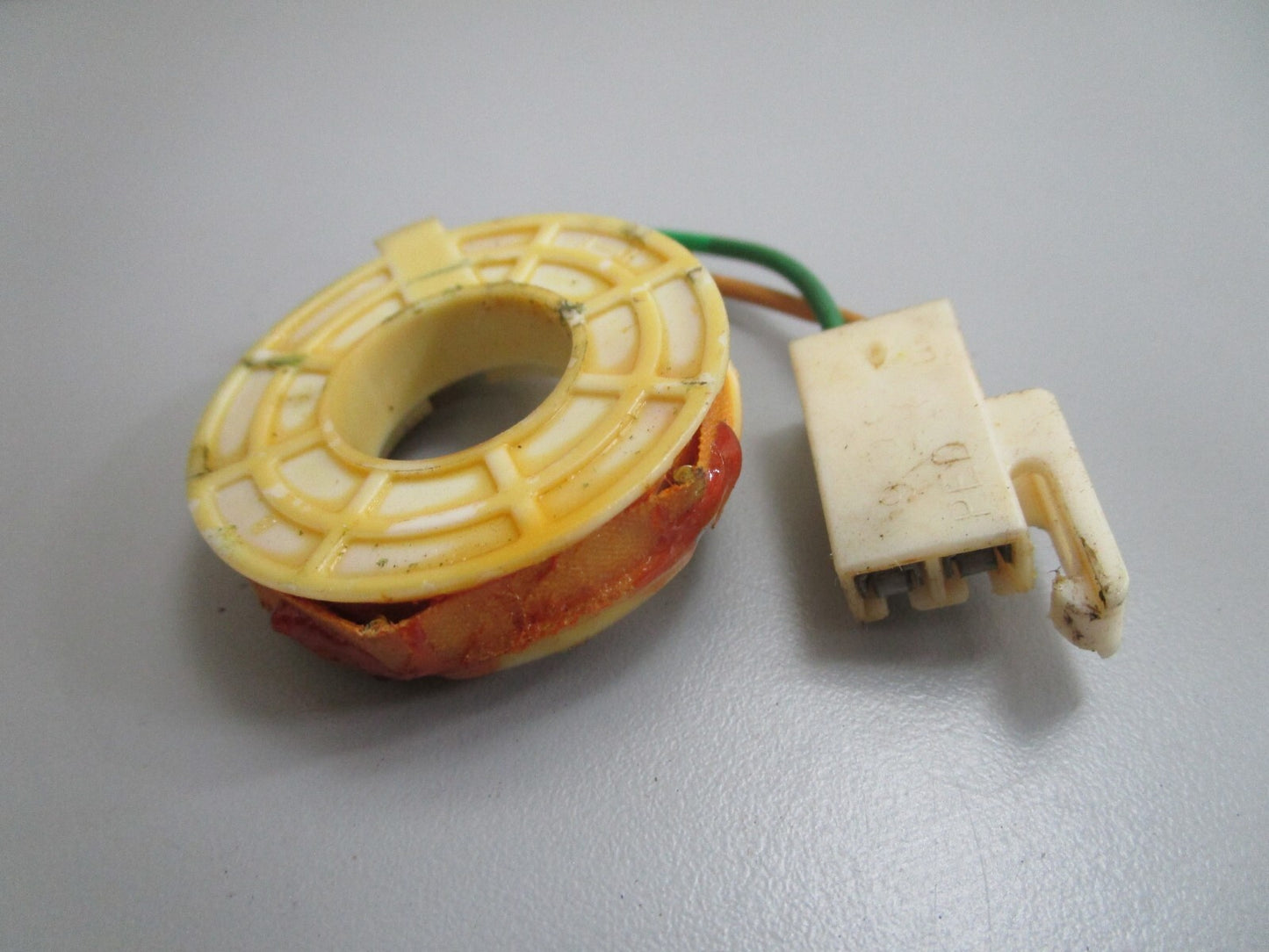 *NEW OEM* 0810 Volvo Penta Coil 3854001