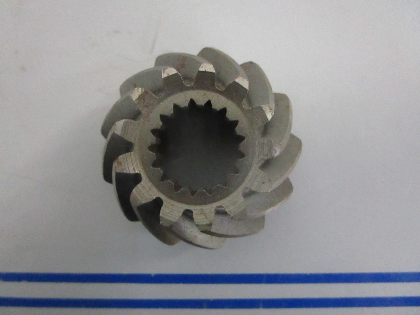 *NEW OEM* 0820 Mercury Quicksilver Pinion Gear 43-75316