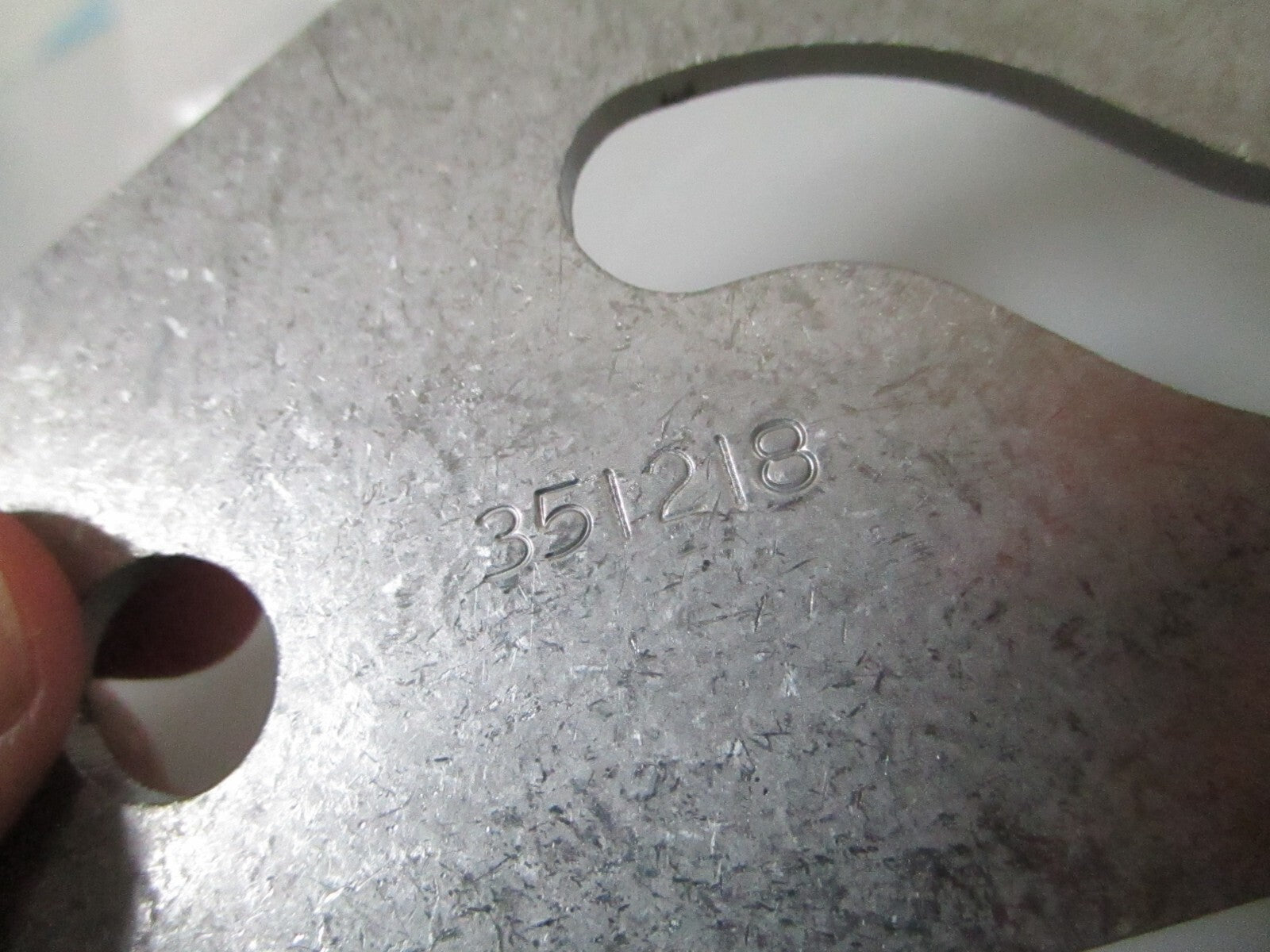 *NEW OEM* 0810 OMC Johnson Evinrude Starboard Stop Link 351218 0351218