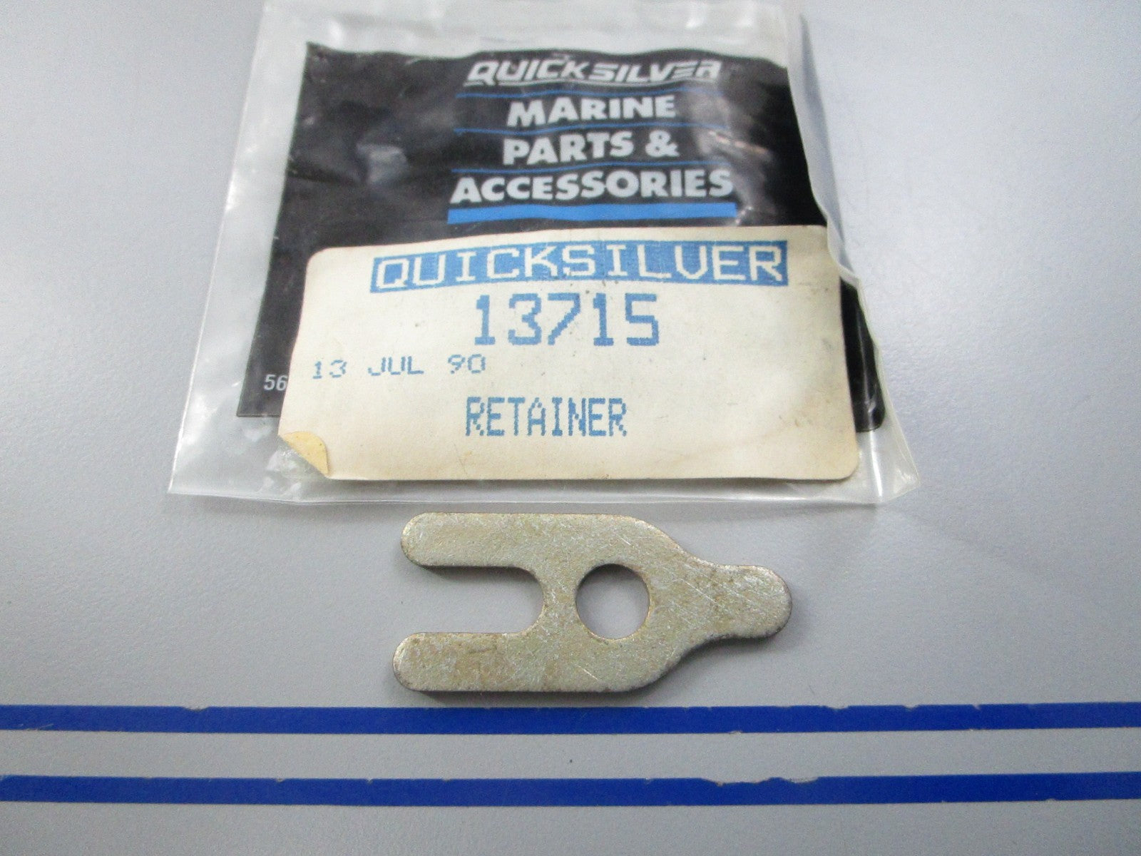 NEW OEM 13715 Mercury Quicksilver Retainer 0810