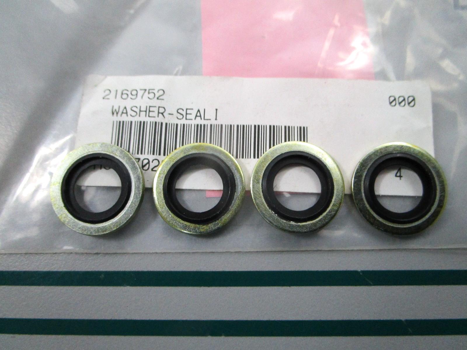 NEW OEM (LOT OF 4) 216-9752 CAT Bonded Seal Washer 0810