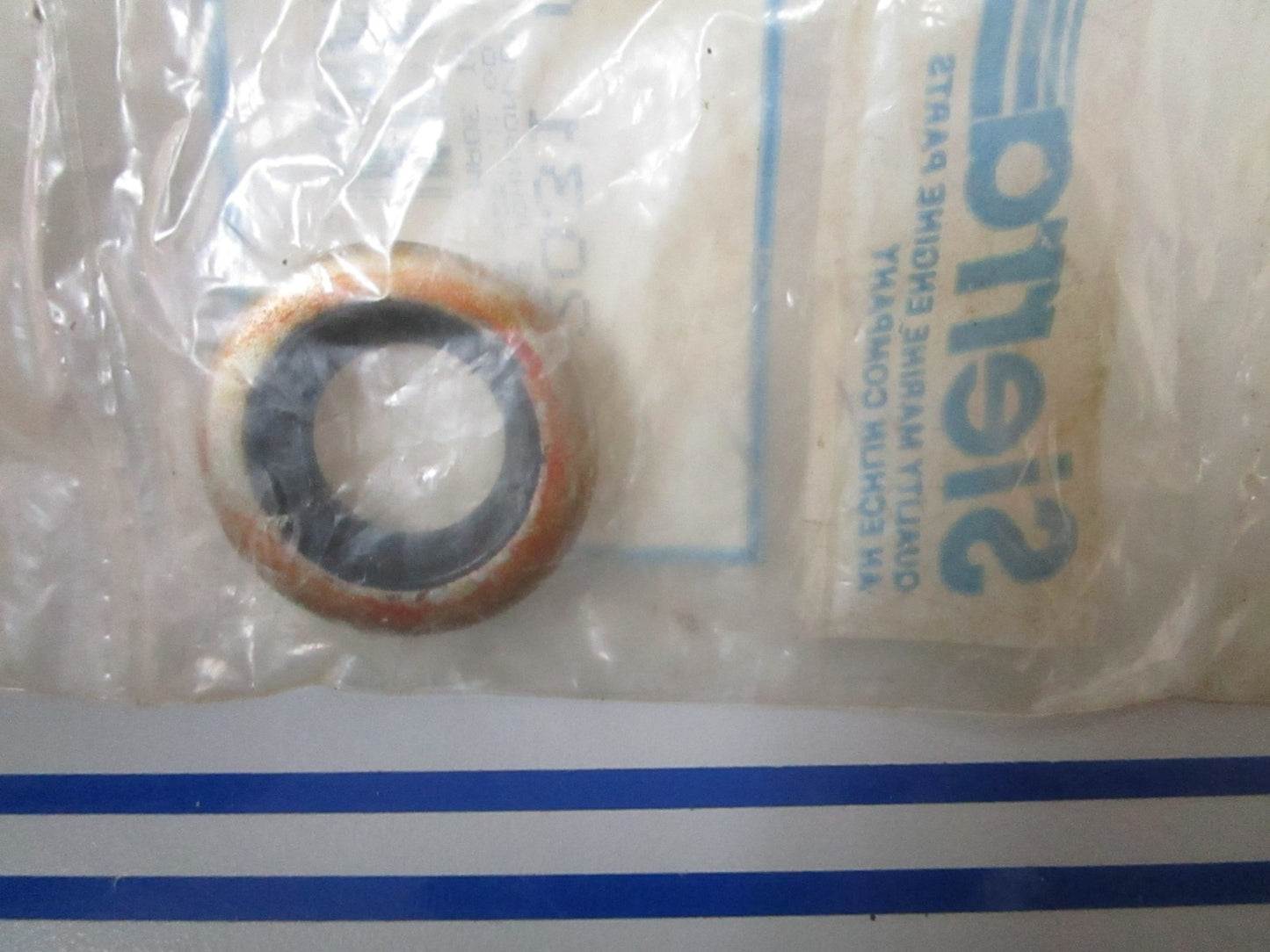 NEW 18-2031 Replaces: OMC 321787 Sierra Oil Seal 0810
