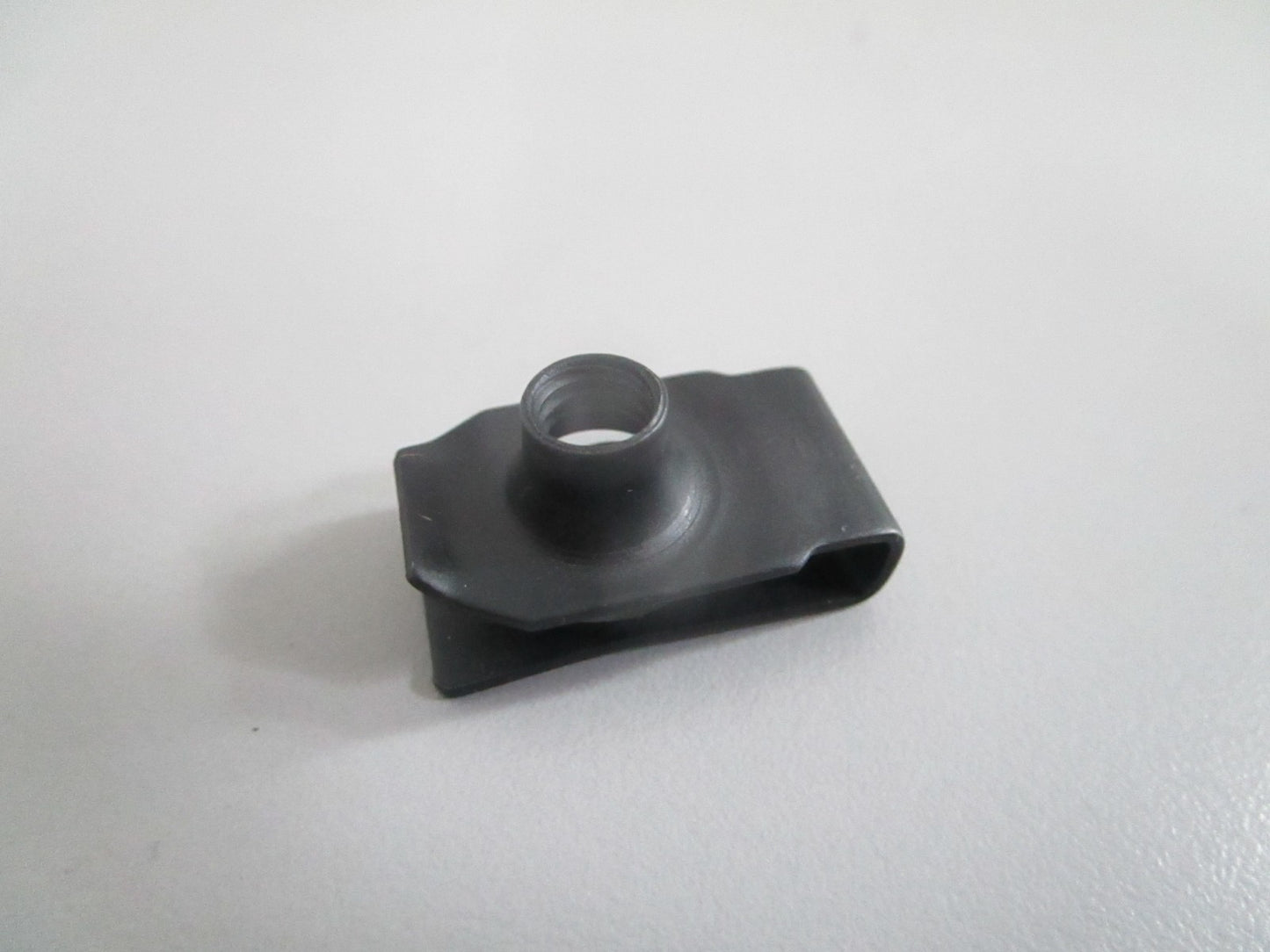 NEW OEM (LOT OF 10) M84972 John Deere Panel Nut 0820