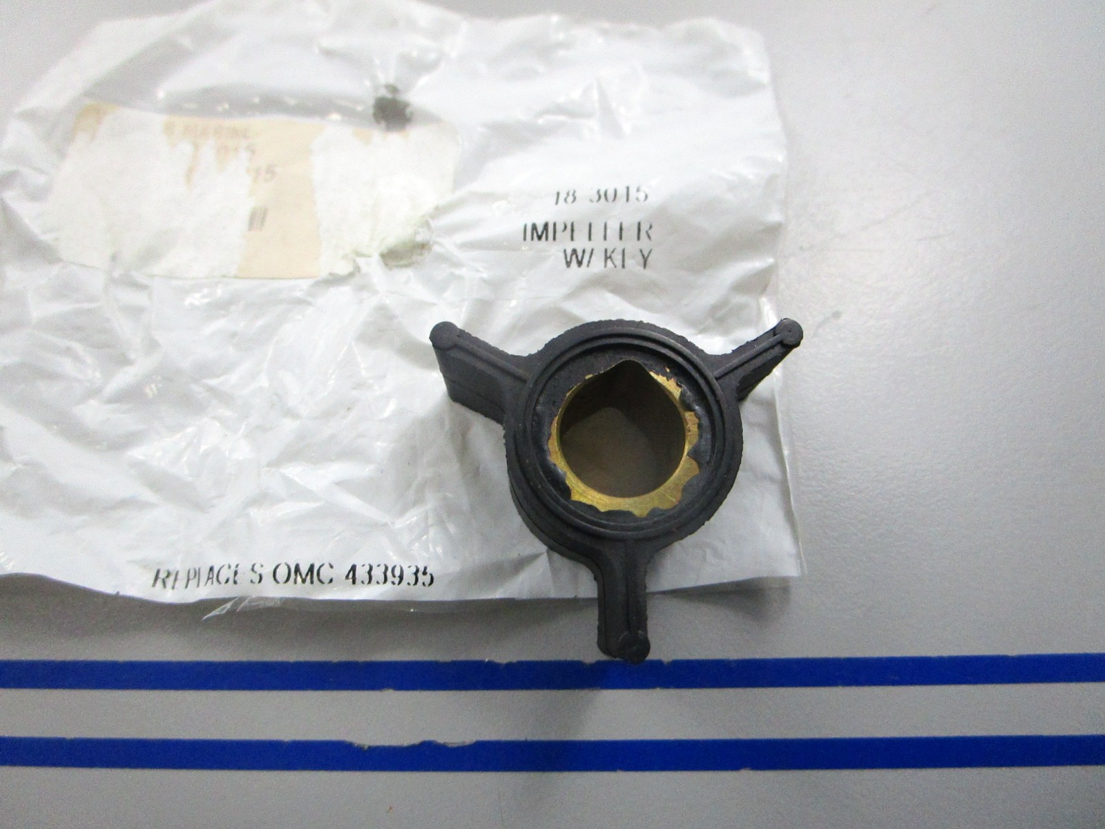 NEW 18-3015 Replaces: OMC 433935 0433935 Sierra Impeller 0810