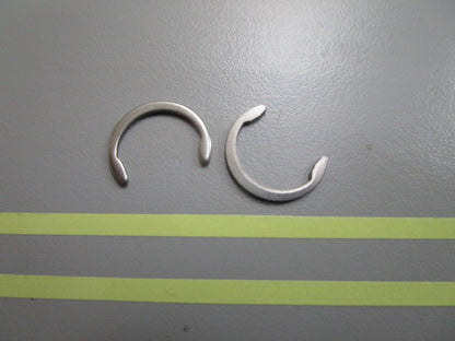 *NEW OEM* (LOT OF 2) 0810 OMC Johnson Evinrude Retaining Ring 318291 0318291