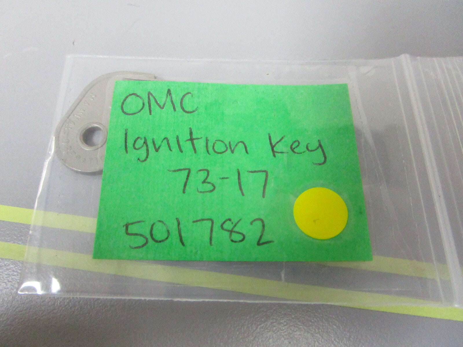 *NEW OEM* 0810 OMC Johnson Evinrude Ignition Key 73-17 501782 0501782