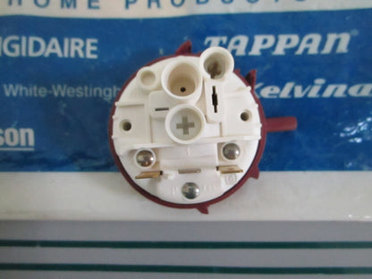 NEW OEM 131273700 Electrolux Pressure Switch 0820