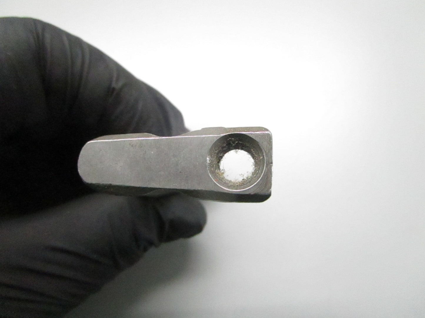 *NEW OEM* 0810 OMC Johnson Evinrude Shifter Detent 323946 0323946