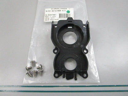 NEW OEM 5007491 OMC Johnson Evinrude Retainer Kit 0810
