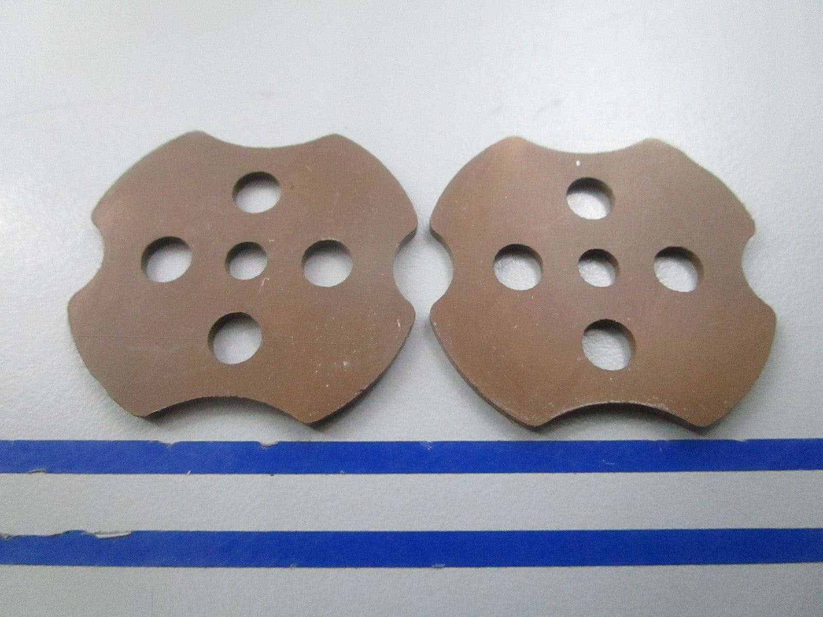 NEW OEM (LOT OF 2) 331363 0331363 OMC Johnson Evinrude Gasket 0810