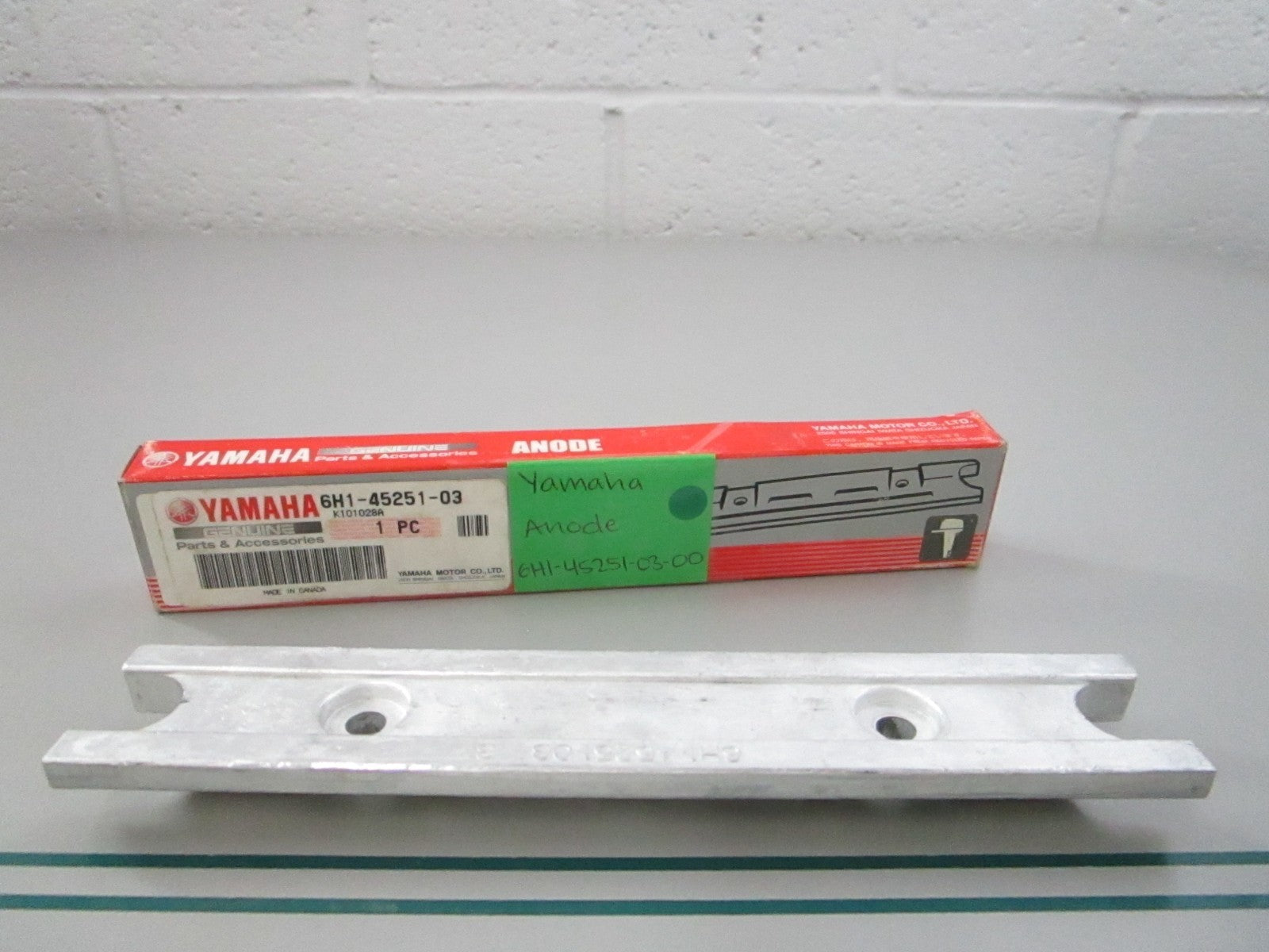 NEW OEM 6H1-45251-03-00 Yamaha Anode 0810
