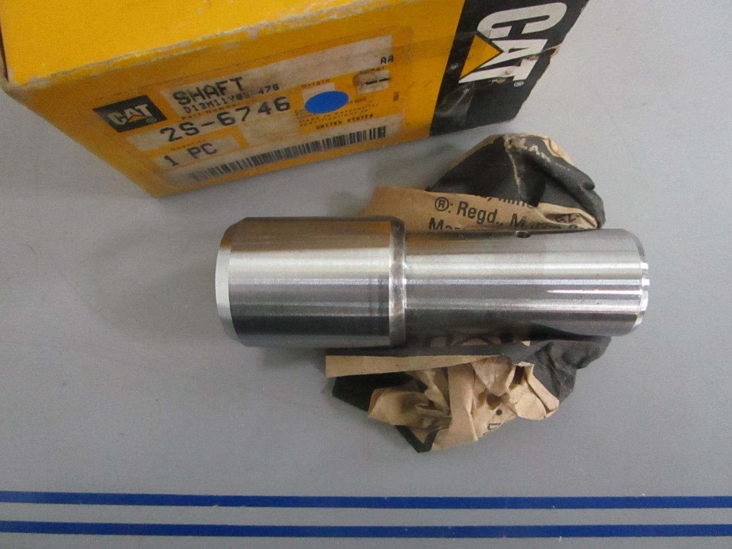 NEW OEM 2S-6746 CAT Shaft 0820