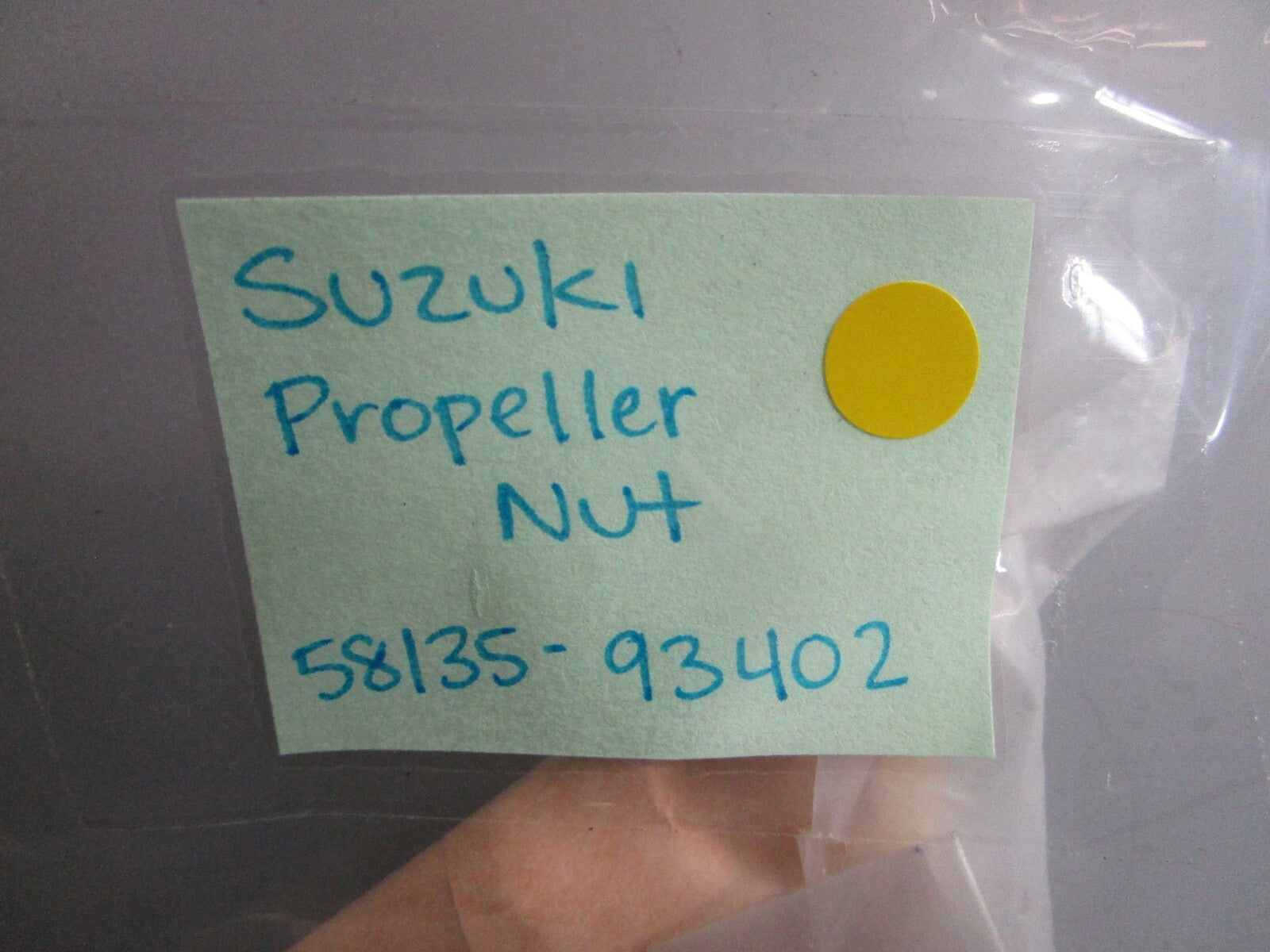 *NEW OEM* 0750 Suzuki PROPELLER NUT 58135-93402