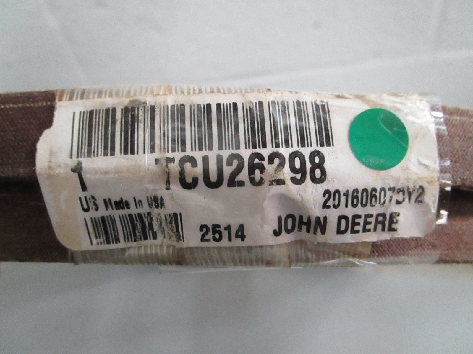 NEW OEM TCU26298 John Deere V-Belt 0820