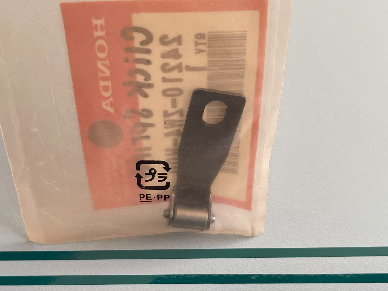 NEW OEM 24210-ZW4-H00 Honda Click Spring 0810