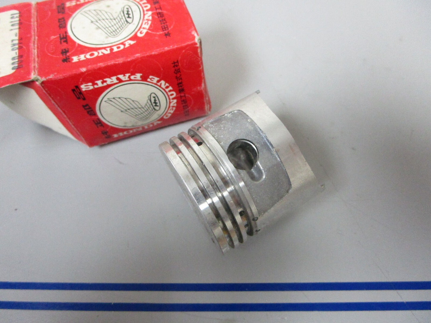 *NEW OEM* 0720 Honda Piston 13101-ZA8-000