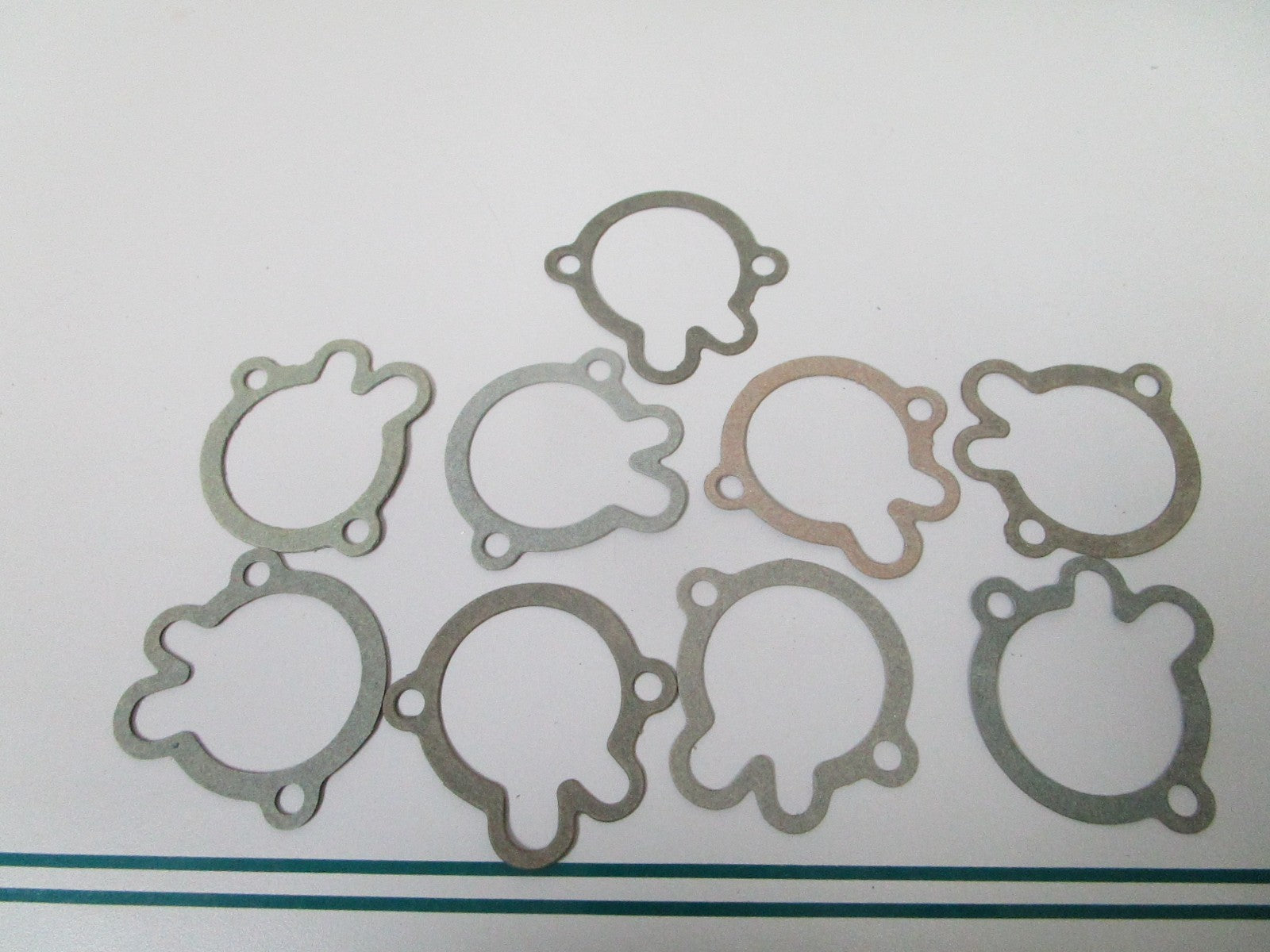 NEW OEM (LOT OF 9) 305441 0305441 OMC Johnson Evinrude Gasket 0810