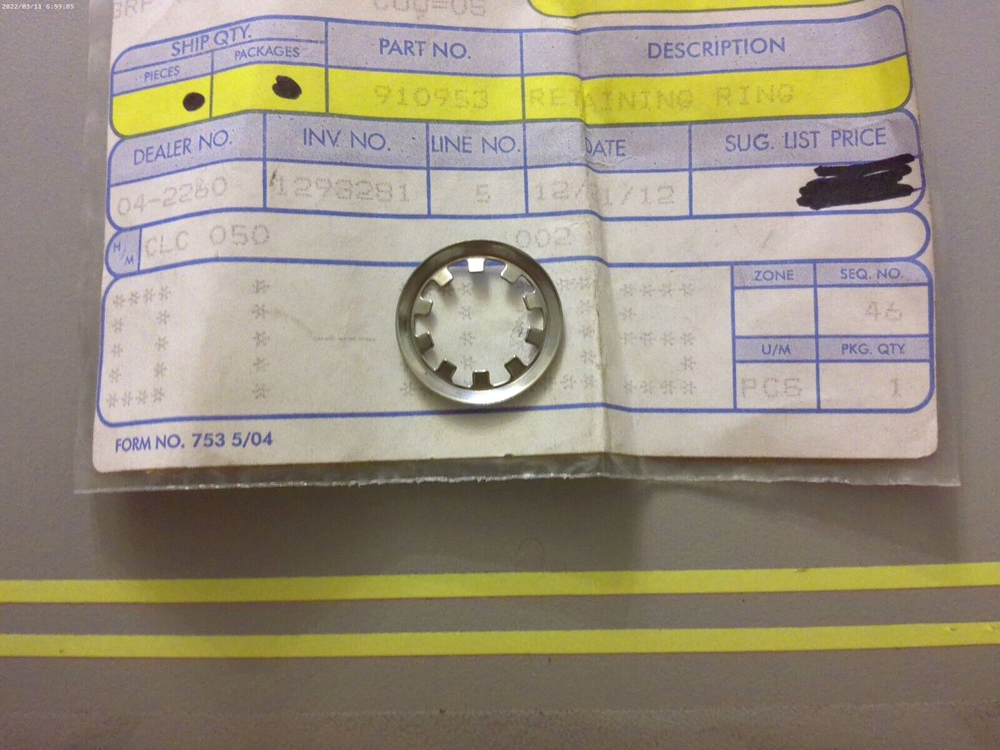 *NEW OEM* 0810 OMC Johnson Evinrude Retaining Ring 910953 0910953