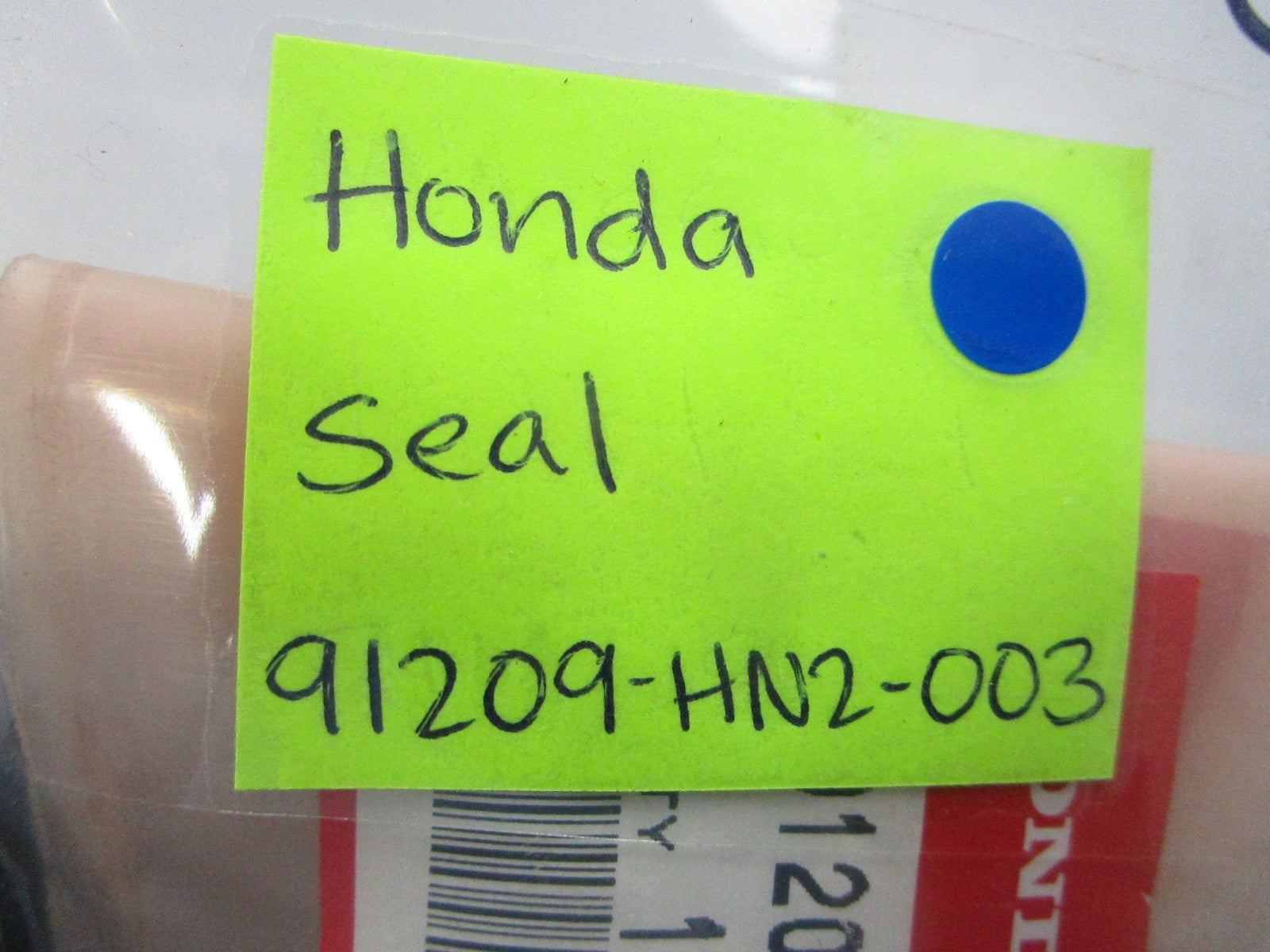 NEW OEM 91209-HN2-003 Honda Seal 0810
