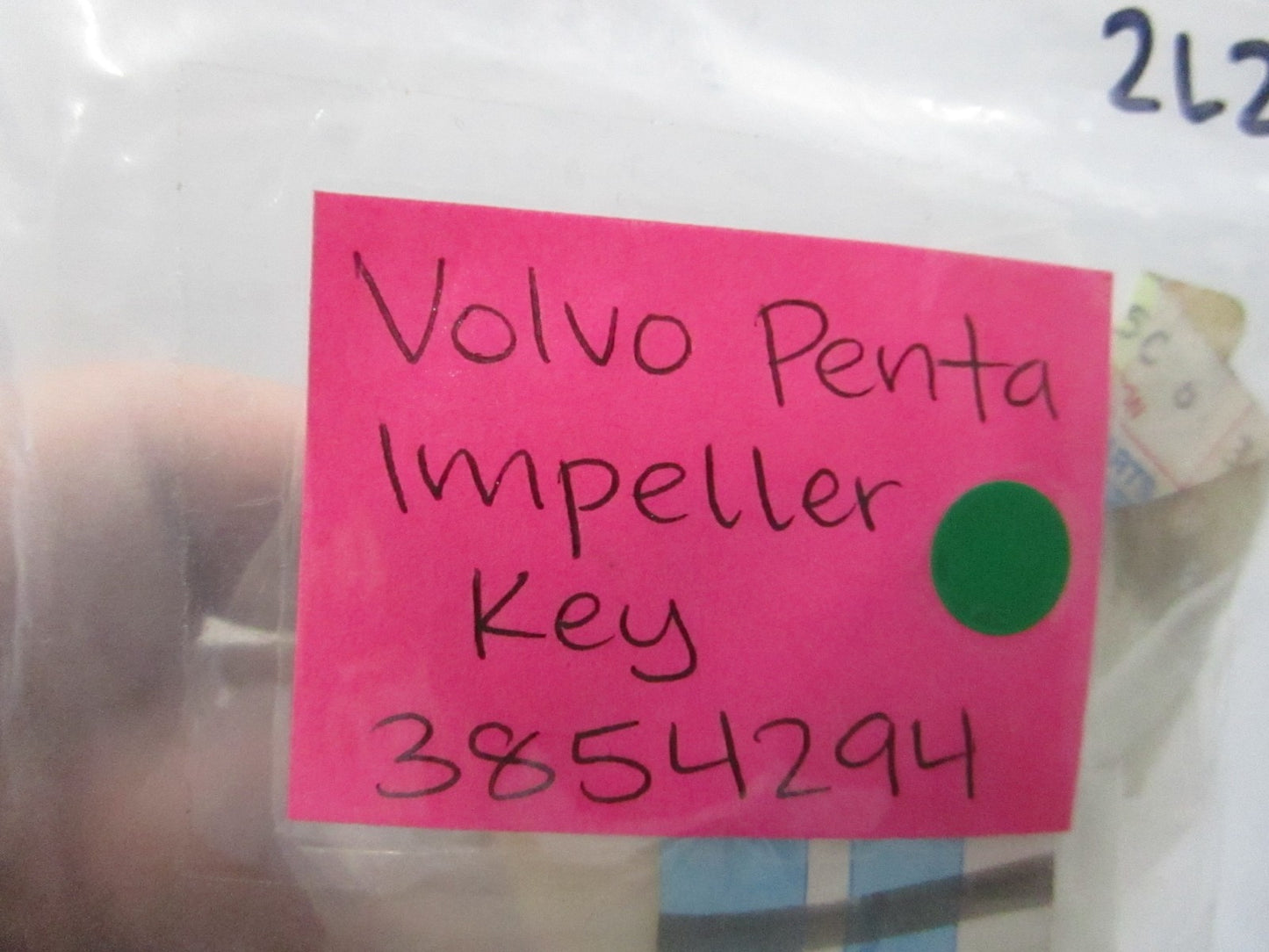 NEW OEM (LOT OF 2) 3854294 Volvo Penta Impeller Key 0810