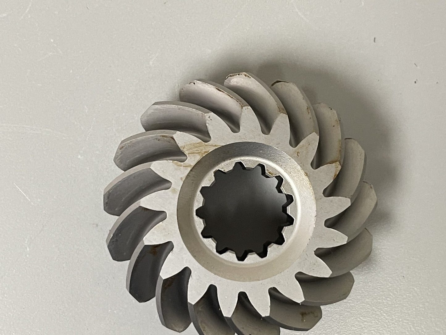 NEW OEM 89060 Mercury Pinion Gear 0670